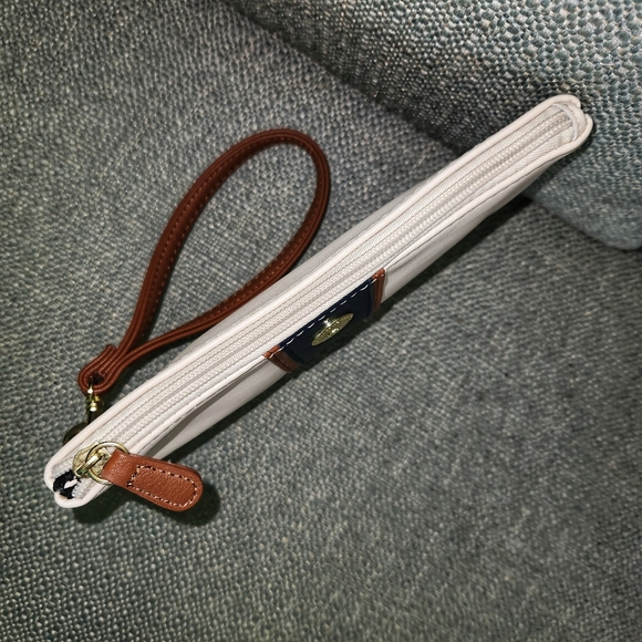 Stone & Co. Leather Clutch With Internal Detachable Coin/Card Purse - Picture 5 of 7